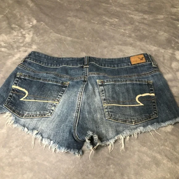 American Eagle Jean Shorts, Sz 8 - Picture 2 of 4